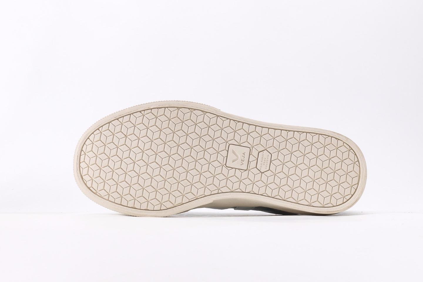 CAMPO LEATHER SILVERY WHITE