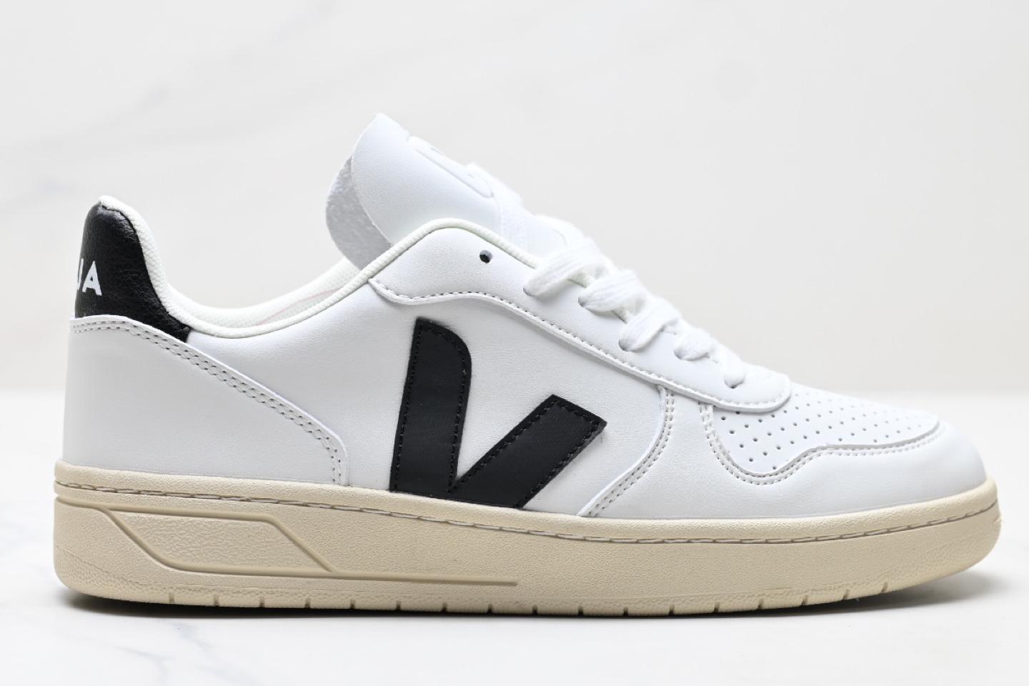 V-12 LEATHER WHITE BLACK