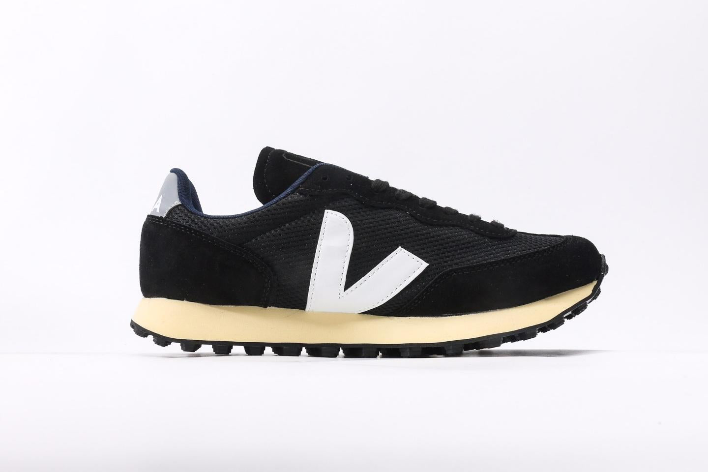 VEJA Rio Branco II Black Pierre