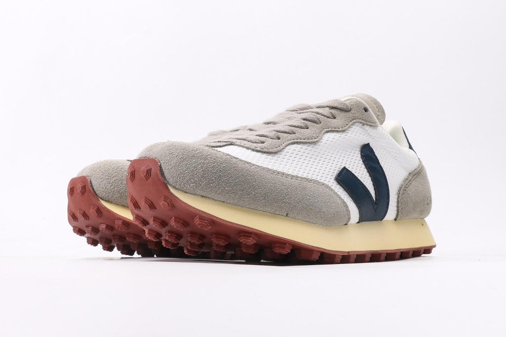 Veja Rio Branco Grey Green