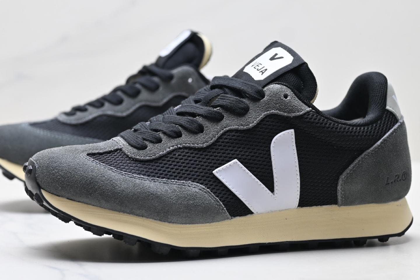 Veja Rio Branco Green Black