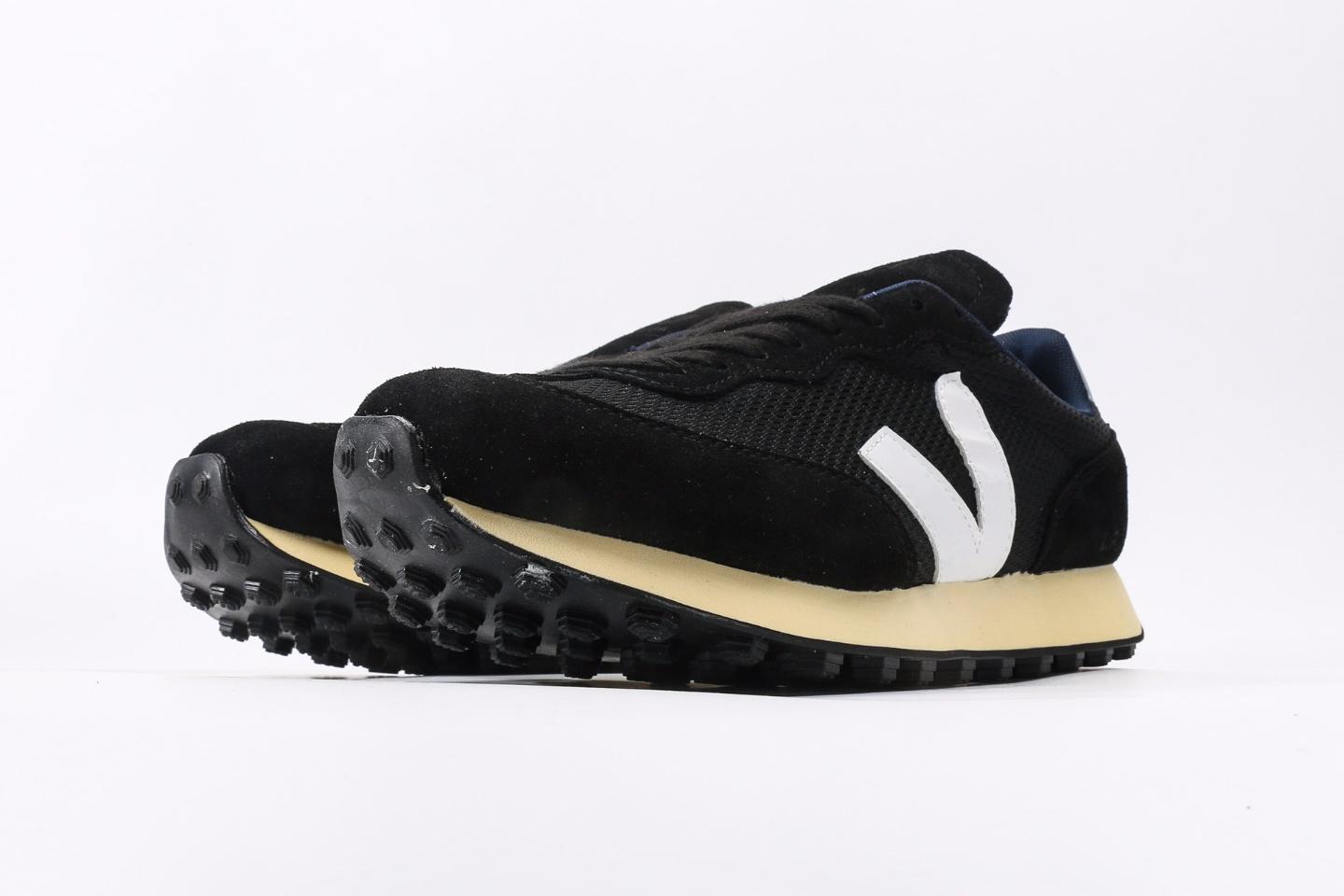 VEJA Rio Branco II Black Pierre